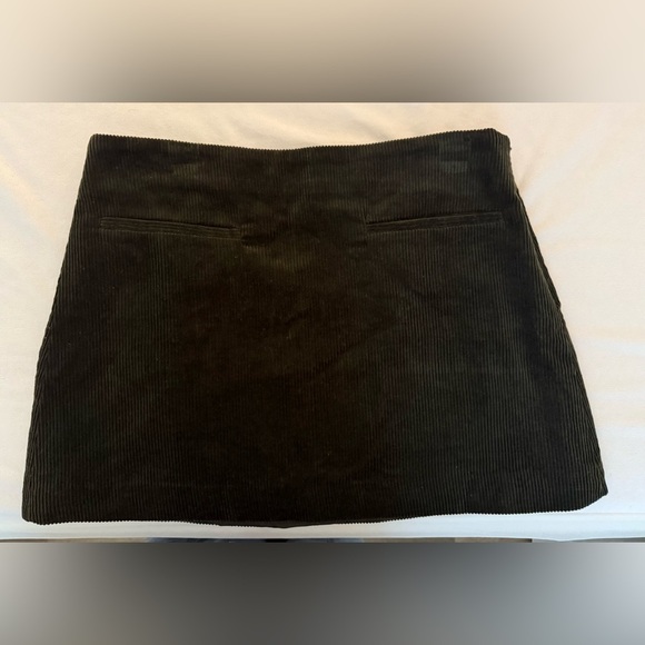 ZARA WOMEN’S GREEN CORDUROY SKIRT SIZE L - Picture 2 of 7